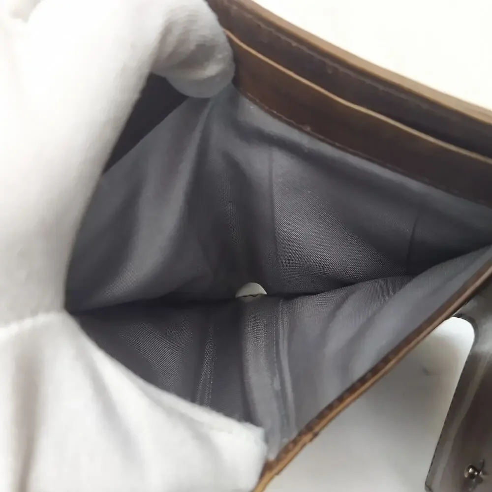 Kenneth Cole kenneth cole